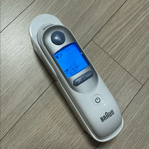 브라운 써모스캔 IRT-6520 체온계