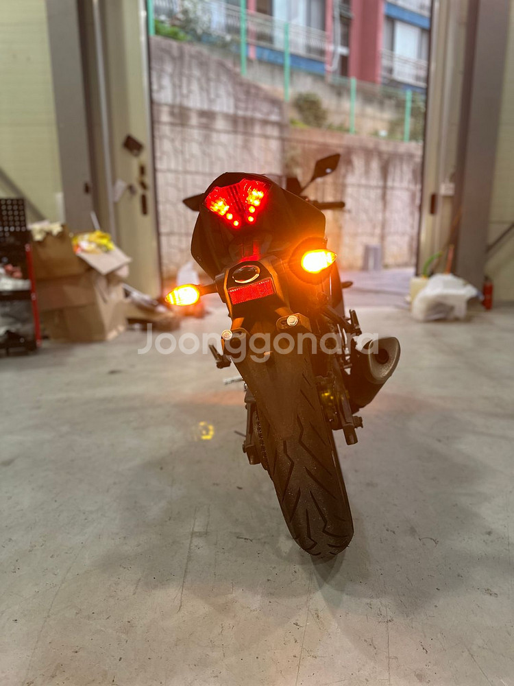 19년식 야마하 YZF-R3 2만Km 깔끔한 차량 판매--7