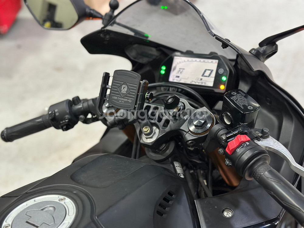 19년식 야마하 YZF-R3 2만Km 깔끔한 차량 판매--8