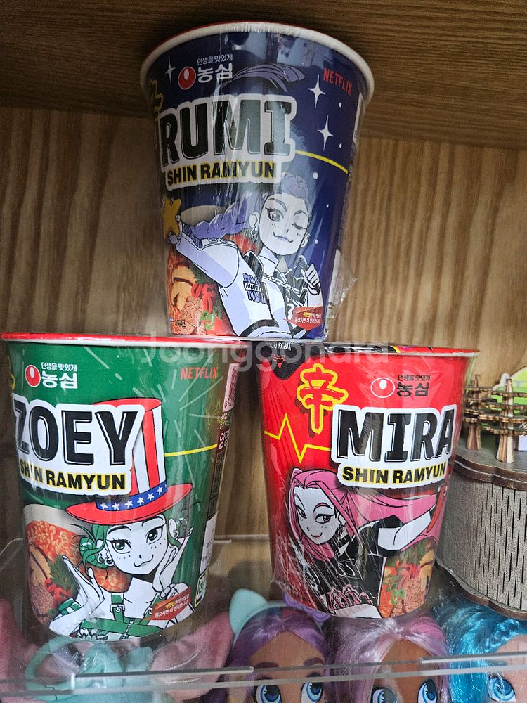 케데헌 컵라면 신라면--0