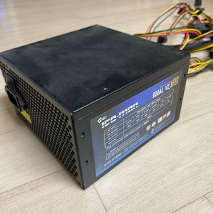 데스크탑컴퓨터 파워 600W