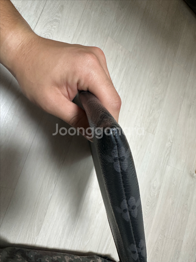 루이비통 포쉐트 아폴로 클러치백--4