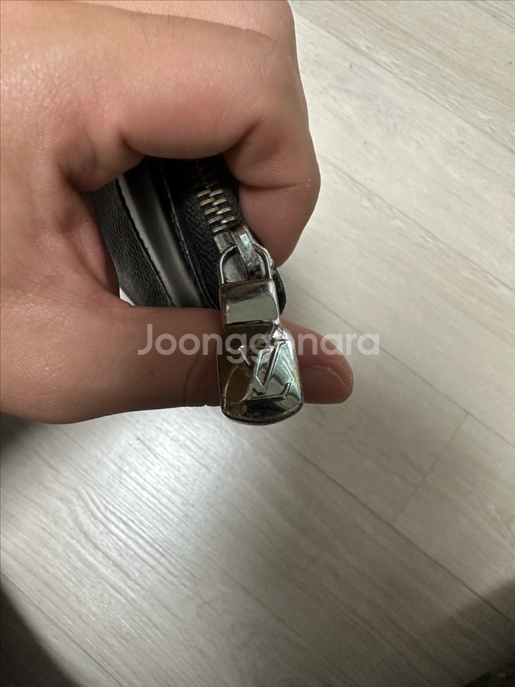 루이비통 포쉐트 아폴로 클러치백--5