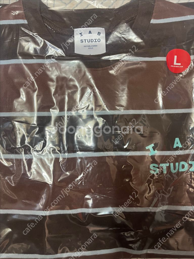 L 아이앱 스튜디오 스트라이프 브라운 반팔 새상품--1