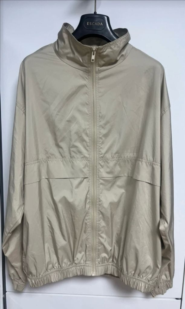 리복 경량 집업 점퍼 바람막이 원드브레이커 베이지--1