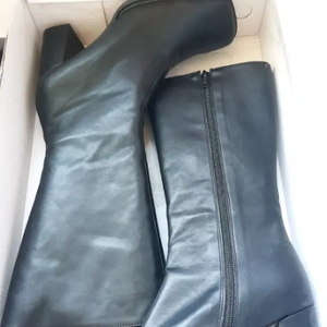 비대칭 사선 롱부츠 250