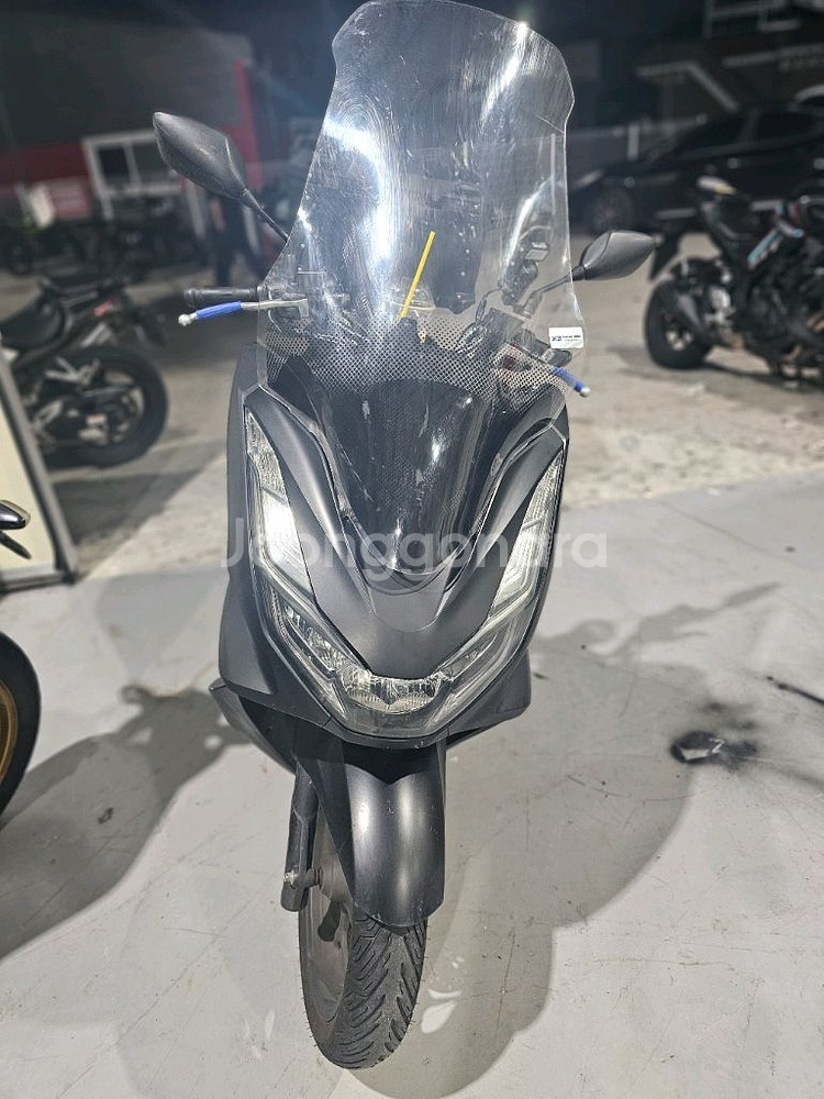 PCX125 22년식 48000km 215만원--0