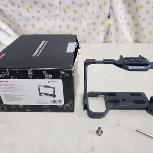 팔캠 A7M4 케이지