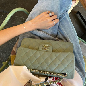 샤넬 클래식 미듐 다크그린/ 골드