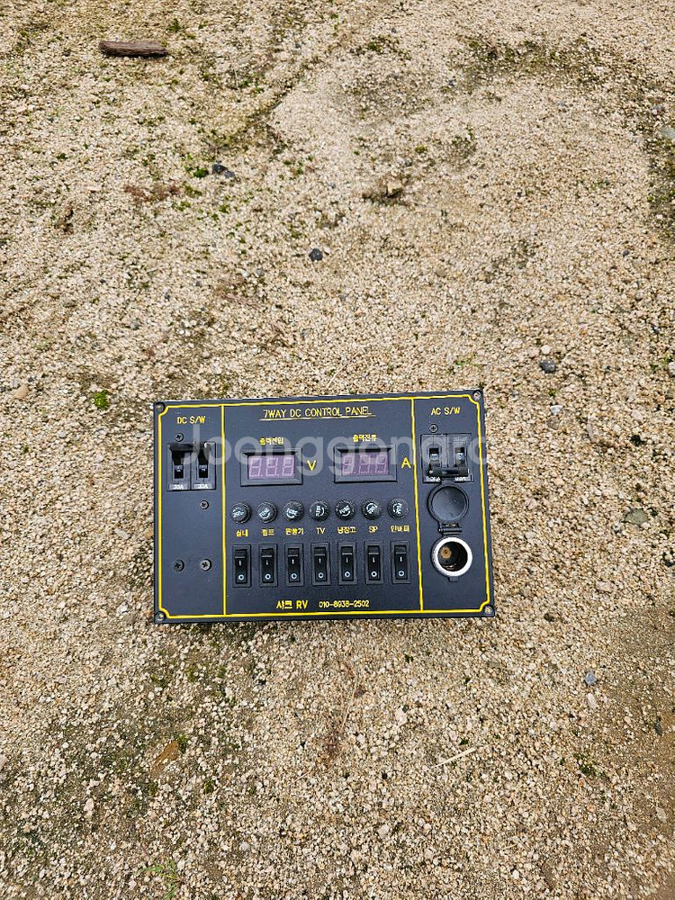 캠핑카 여러부품들 팝니다--8