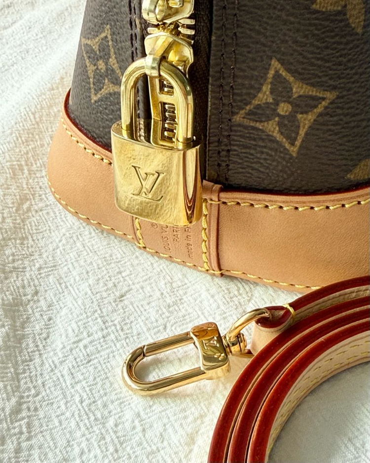 루이비통 알마 BB--6