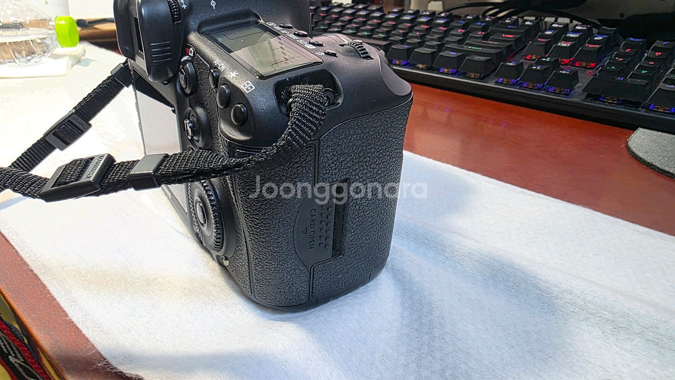 Cannon EOS 5D Mark III, 캐논 5D--5