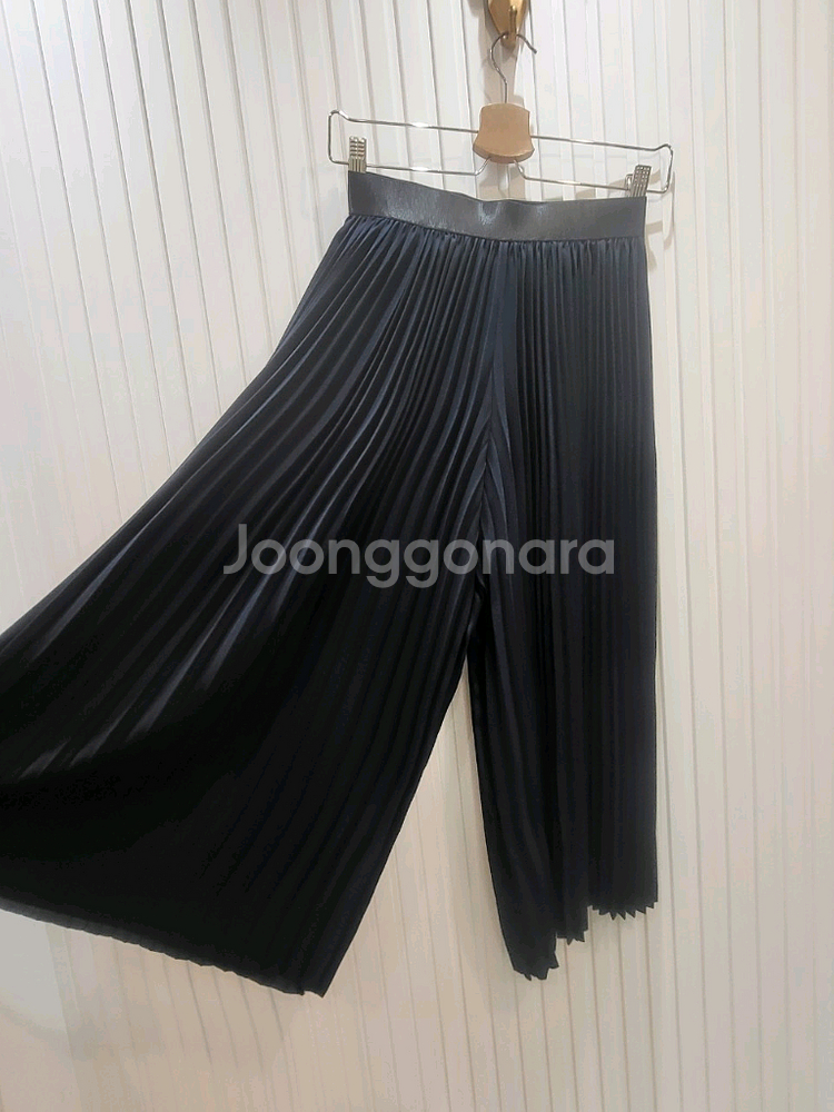 ZARA 플리츠 와이드 팬츠 (XS/~66)--1