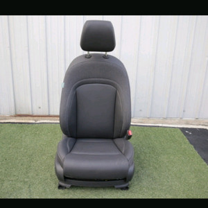 GV60 보조석 시트 릴렉션 워크인 통풍