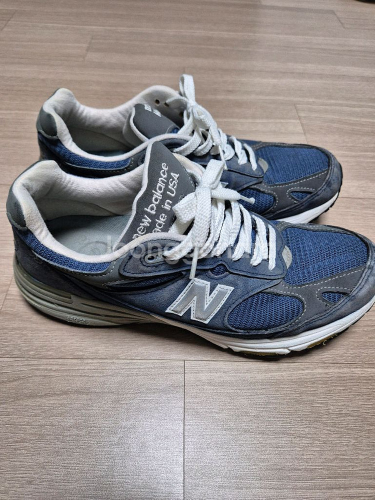 뉴발란스 993 블루 275사이즈--2
