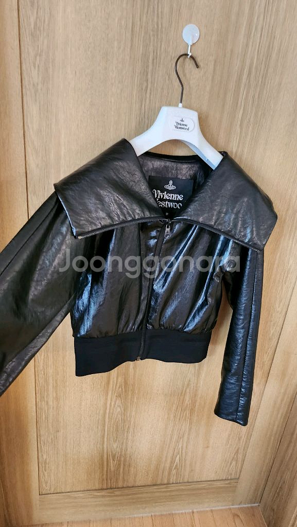 비비안웨스트우드 24FW 새제품 가죽점퍼--2