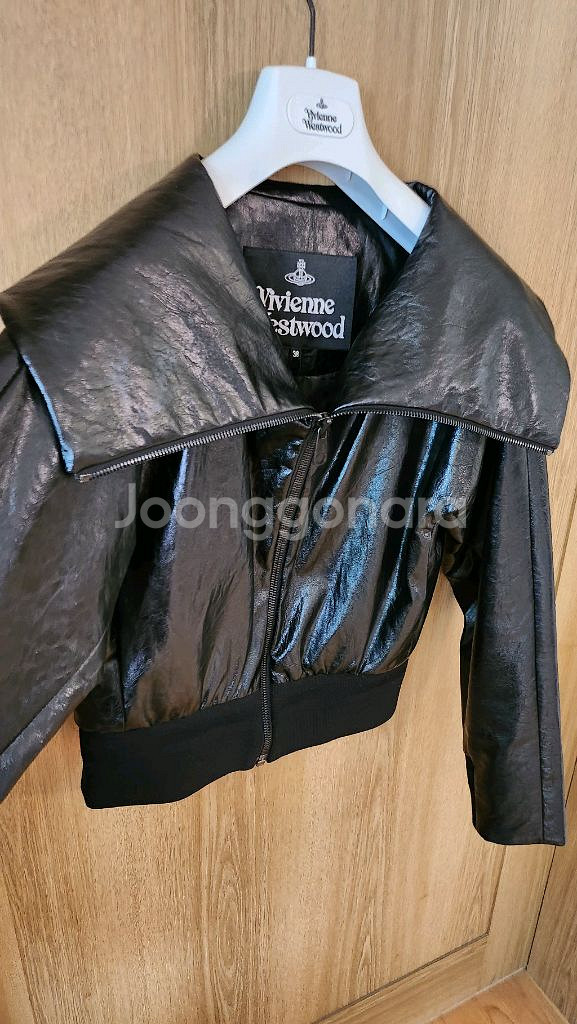 비비안웨스트우드 24FW 새제품 가죽점퍼--4