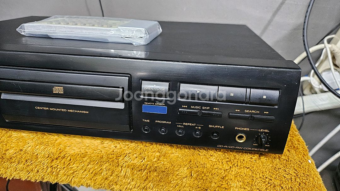 티악 CD플레이어 리모컨포함 CD-P1250--2