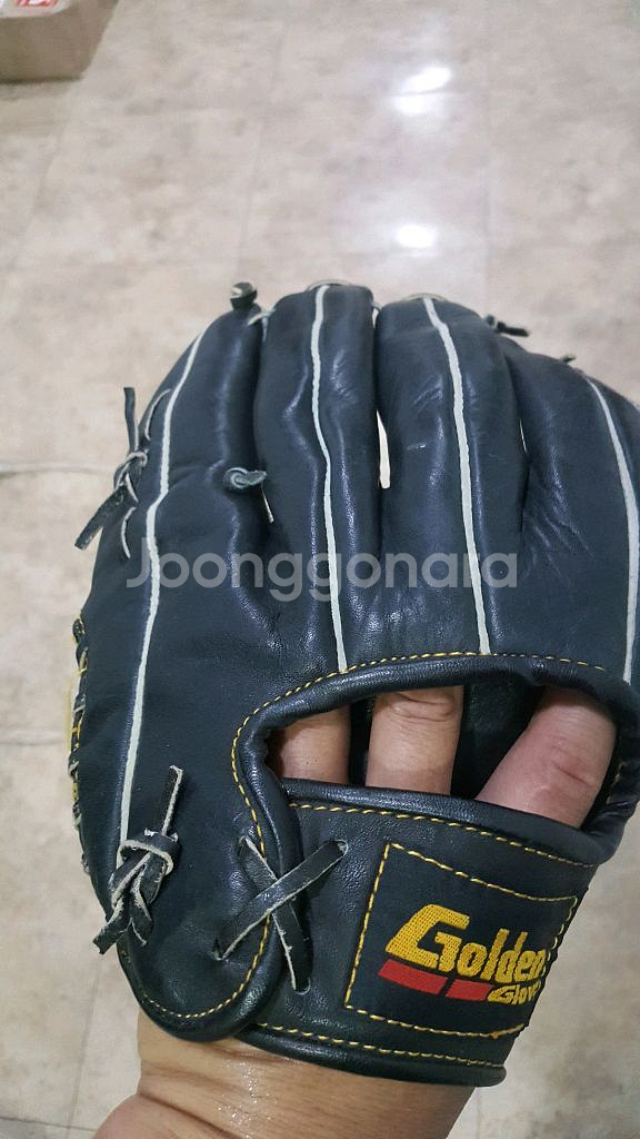글러브 2개5만--0
