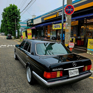 벤츠300sel팔거나 대차합니다