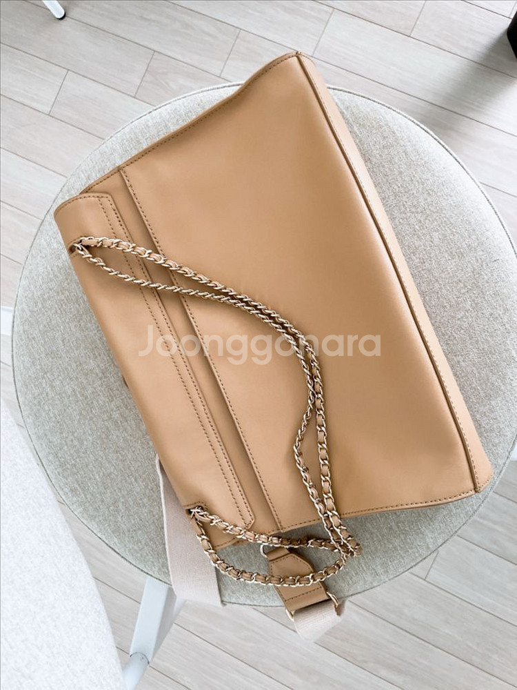 거의새것 ANDIATA 베이지 가방 천연가죽 체인 금장--5