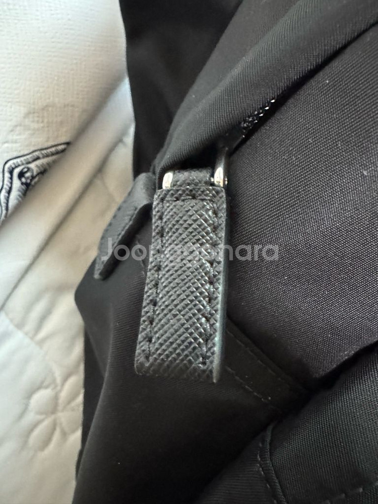 프라다 prada 나일론 크로스바디 백 2VH021--7