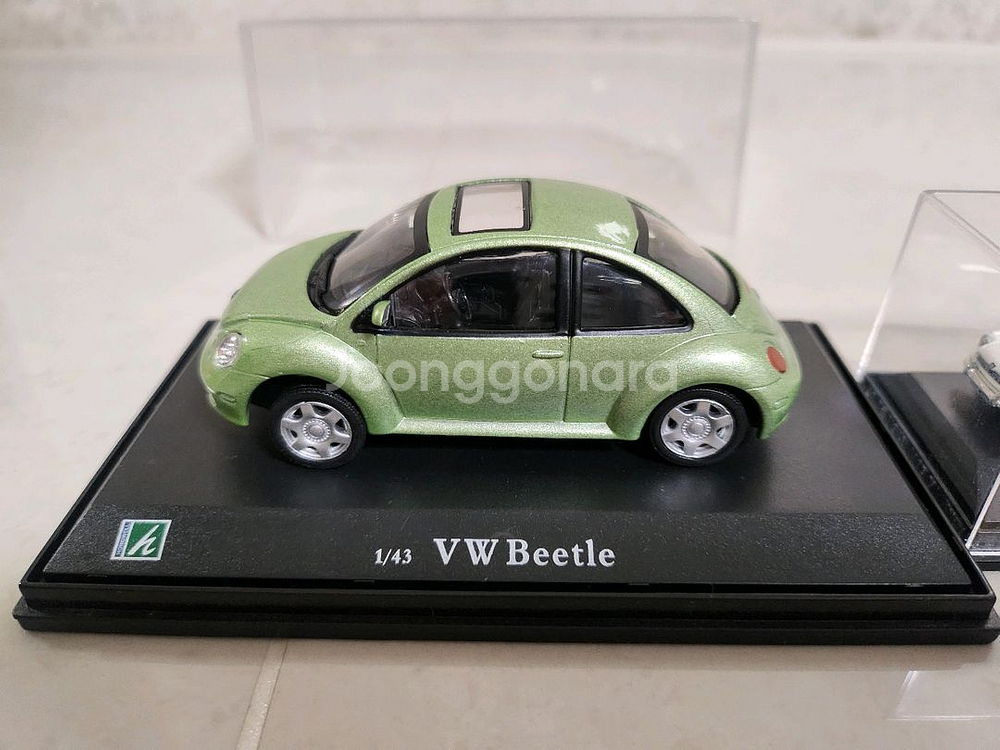 자동차 모형(홍웰 카라라마) 1/43 BW beetle--1