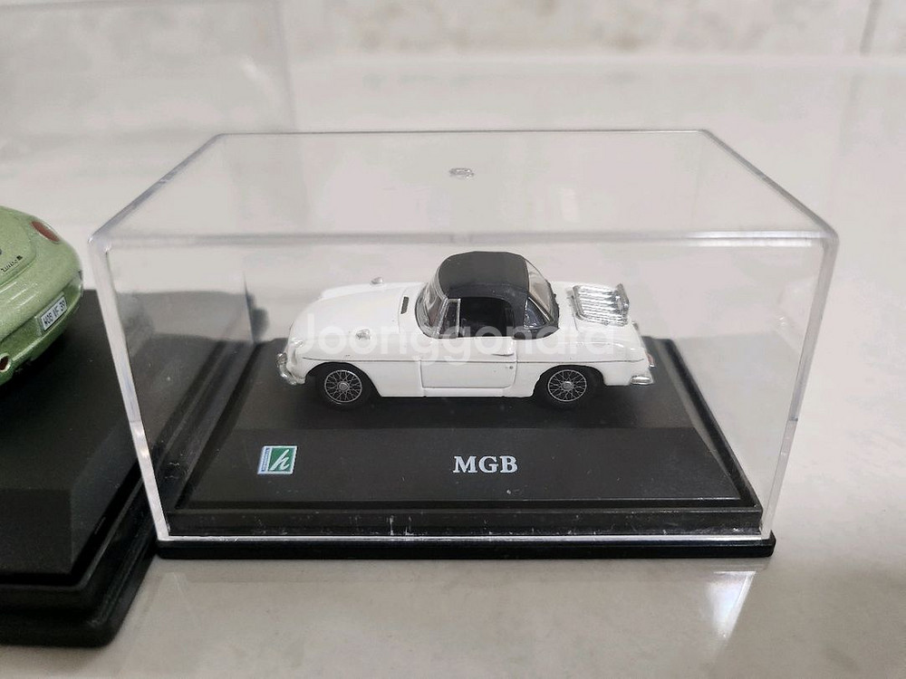 자동차 모형(홍웰 카라라마) 1/43 BW beetle--2