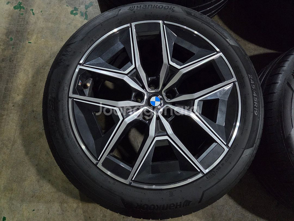 BMW 신형5시리즈 936M 19인치 정품 휠타이어--3