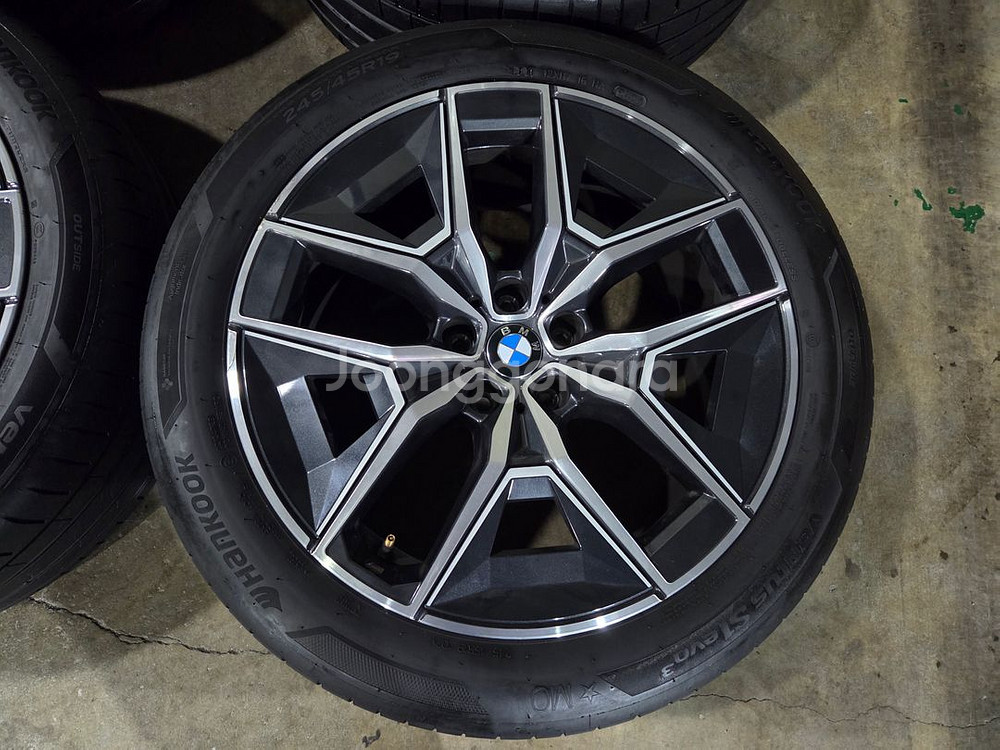 BMW 신형5시리즈 936M 19인치 정품 휠타이어--2