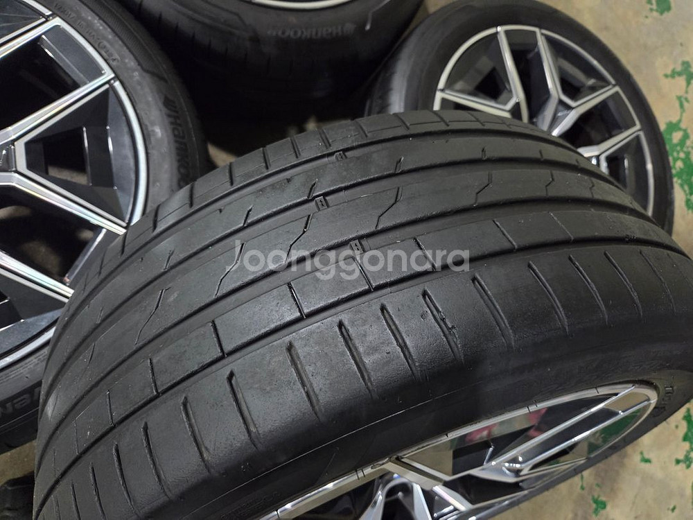 BMW 신형5시리즈 936M 19인치 정품 휠타이어--5