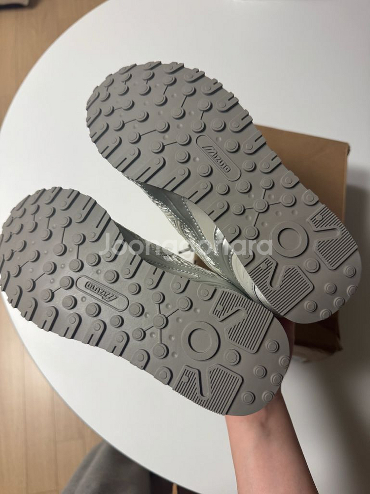 [새상품] [240] 미즈노 LG 60S 2K 실버--6