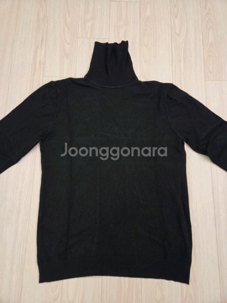 남성 검정 목폴라 니트--1