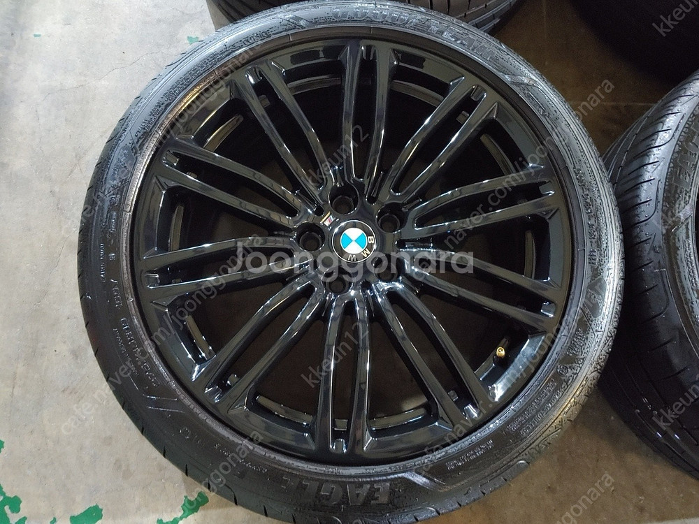 BMW G30 5시리즈 664M 19인치 정품 휠타이어--3