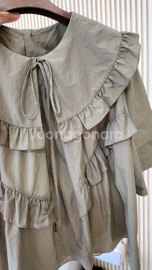 럭키슈에뜨 여름 블라우스--3