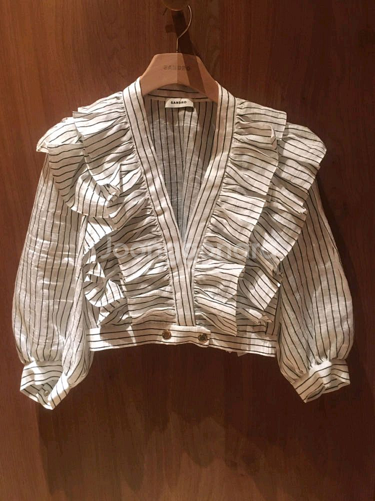 산드로 Sandro 러플블라우스 크롭--0