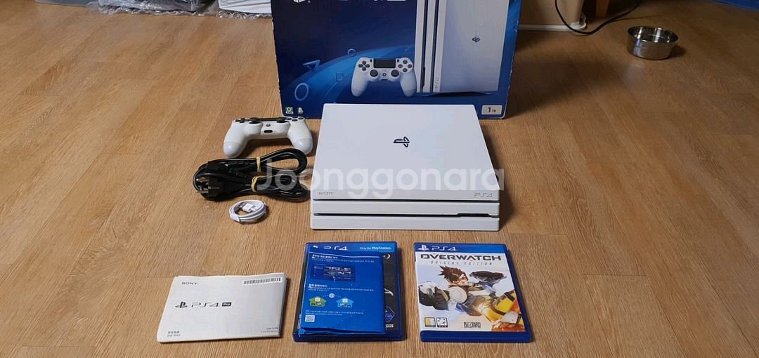 PS4 프로 PS4 PRO 화이트 (1TB)--0