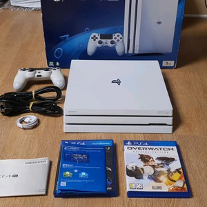 PS4 프로 PS4 PRO 화이트 (1TB)