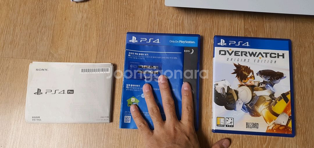PS4 프로 PS4 PRO 화이트 (1TB)--2