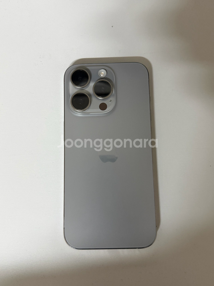 아이폰 15프로 512GB 네츄럴 티타늄 팔아요--0