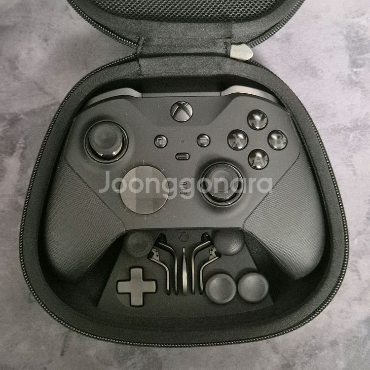 엑스박스 엘리트 컨트롤러 2세대--1