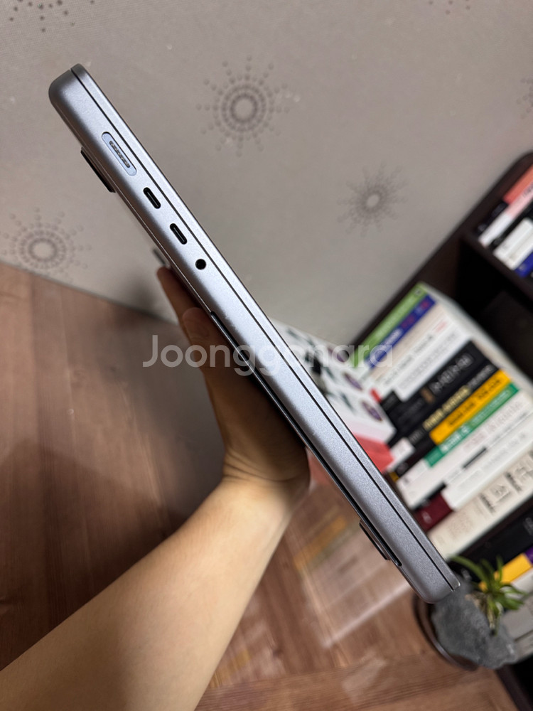 맥북프로 m2pro 고급형 16인치 스그 판매합니다.--2
