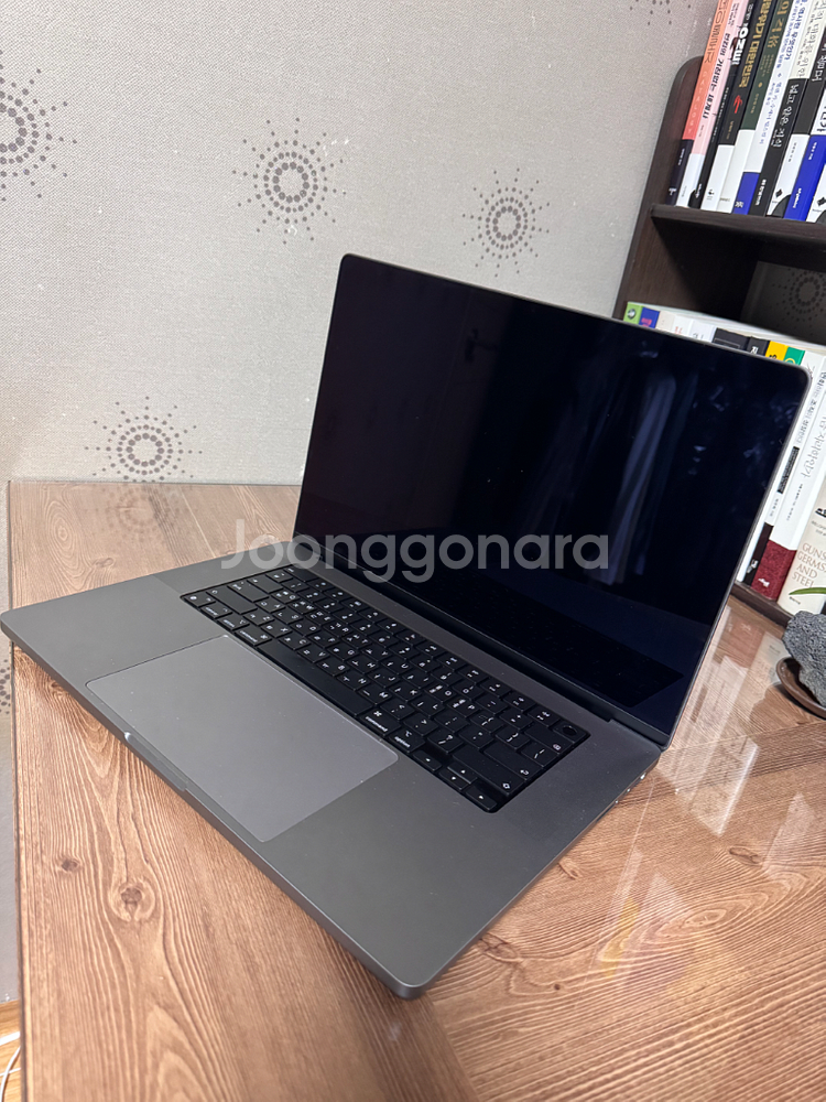 맥북프로 m2pro 고급형 16인치 스그 판매합니다.--7