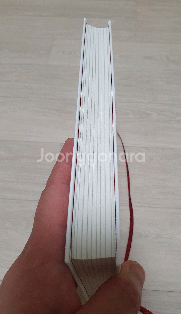아비투스. 양장특별판 2024년11월. 인간의 품격을--3