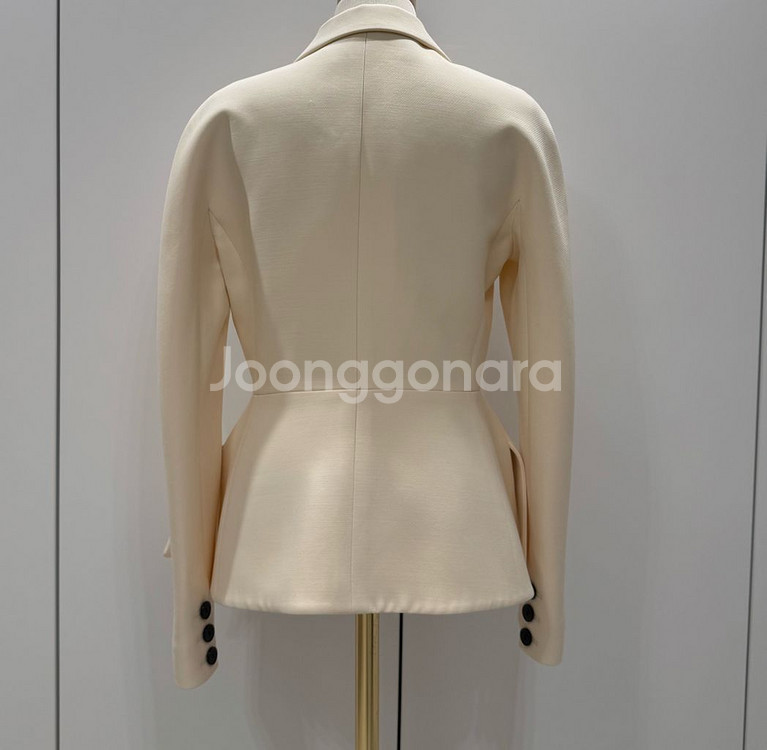 정품 DIOR 디올 페플럼 울실크 자켓 36--1