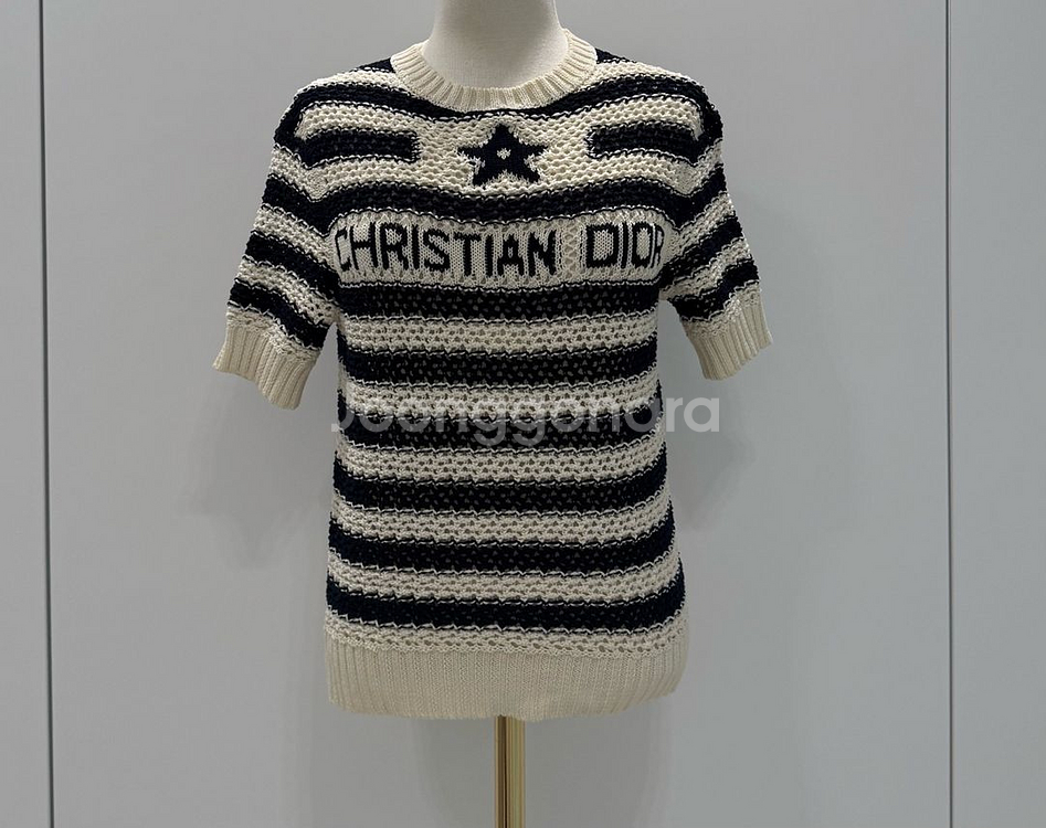 정품 DIOR 디올 마르니에르 메쉬 반팔 니트 34--0