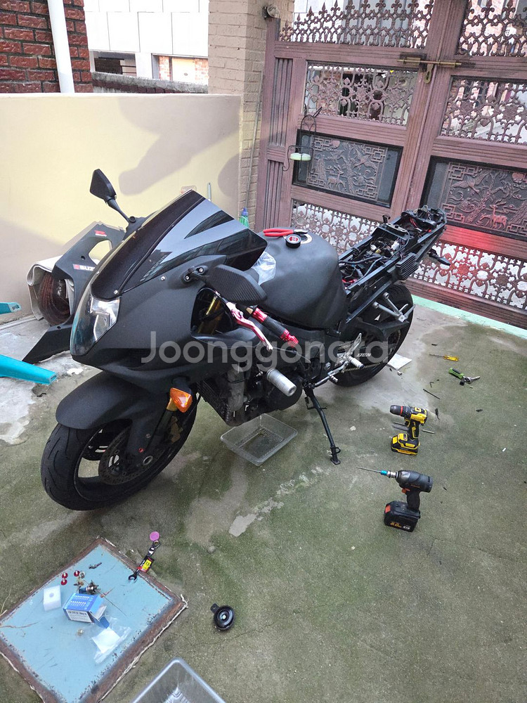 03년식 r1000 부품or 수리해서타실분--2