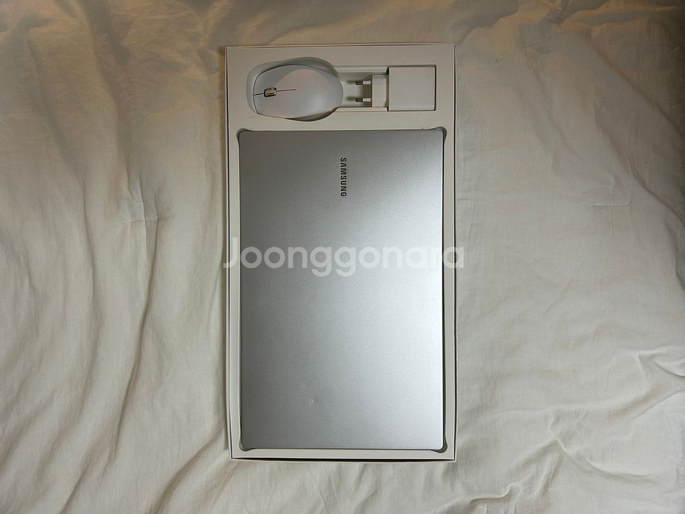 삼성 갤럭시북 프로 NT950XDC-XC71S--4