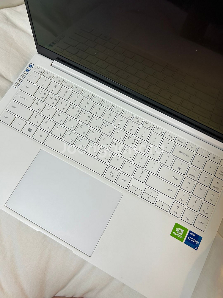 삼성 갤럭시북 프로 NT950XDC-XC71S--1