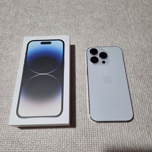 아이폰 14프로 256기가 실버 팝니다